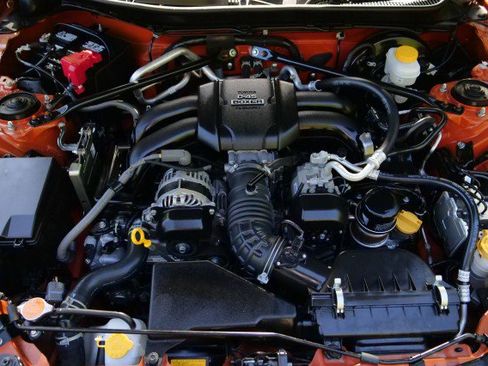 Used 2023 Toyota GR86 10th Anniversary SE image 34