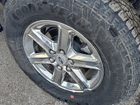 Used 2025 Ford F150 XLT w/ Equipment Group 301A Standard image 9