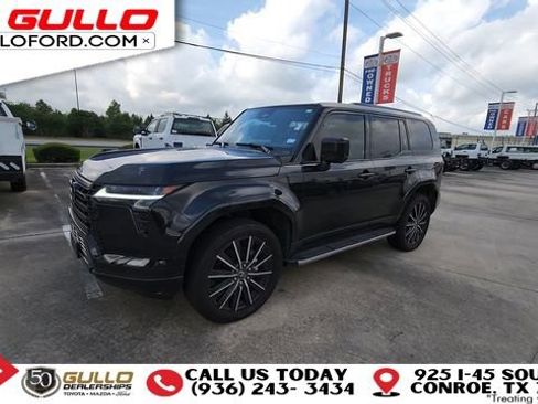 Used 2024 Lexus GX 550 w/ Accessory Package (Z1) image 4