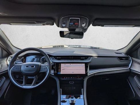 New 2026 Jeep Grand Cherokee Limited AWD/4WD image 16