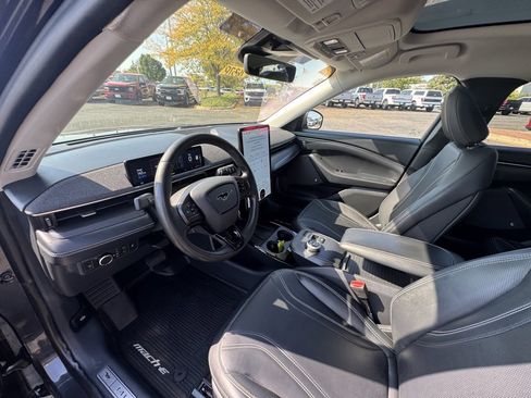 Certified 2022 Ford Mustang Mach-E Premium image 13