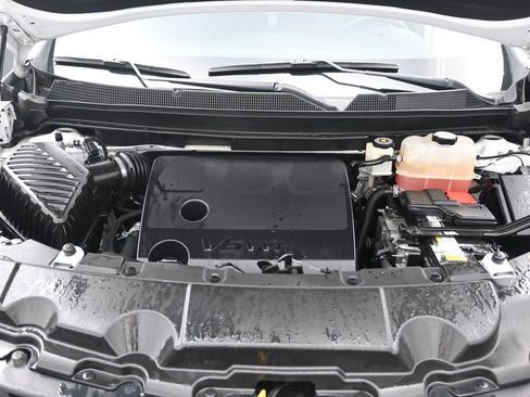 Used 2021 Chevrolet Traverse LT FWD image 15