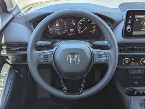New 2026 Honda HR-V LX image 18