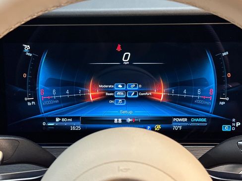 Certified 2024 Mercedes-Benz AMG GT 43 image 18