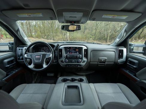 Used 2015 GMC Sierra 2500 SLE w/ SLE Preferred Package AWD/4WD image 10