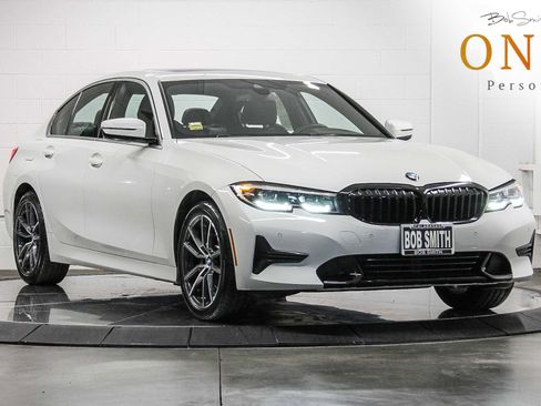 Used 2021 BMW 330i Sedan w/ Convenience Package RWD image 1
