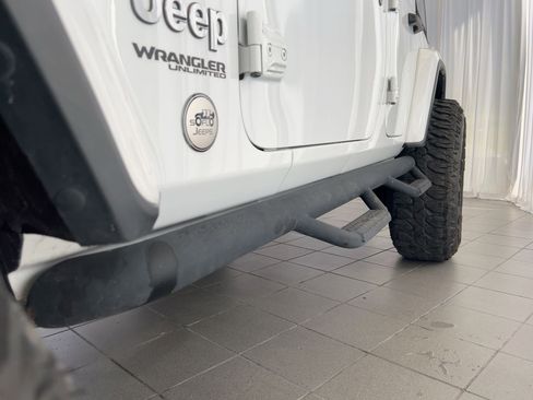 Used 2021 Jeep Wrangler Unlimited Sahara image 26