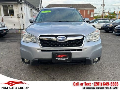 Used 2016 Subaru Forester 2.5i Limited AWD/4WD image 3