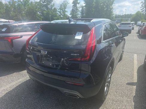 Used 2023 Cadillac XT4 Premium Luxury AWD/4WD image 4