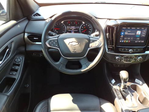 Used 2023 Chevrolet Traverse LT AWD/4WD image 15