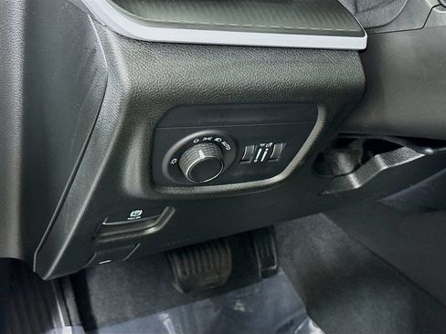 Used 2025 Jeep Grand Cherokee Laredo X AWD/4WD image 19