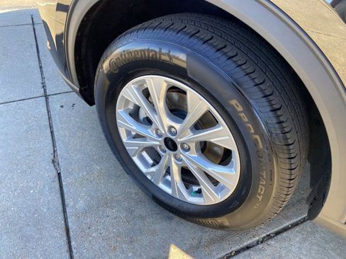 Used 2025 Ford Escape Active image 24