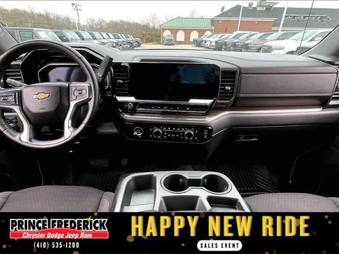 Used 2023 Chevrolet Silverado 1500 LT image 12