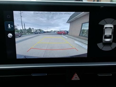 Used 2024 Hyundai Ioniq 6 SE RWD image 24