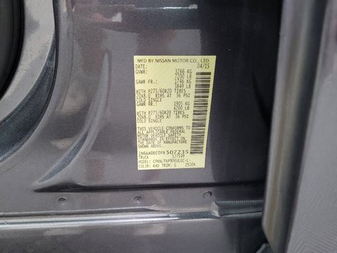 Used 2015 Nissan Titan SV w/ SV Value Truck Package AWD/4WD image 33