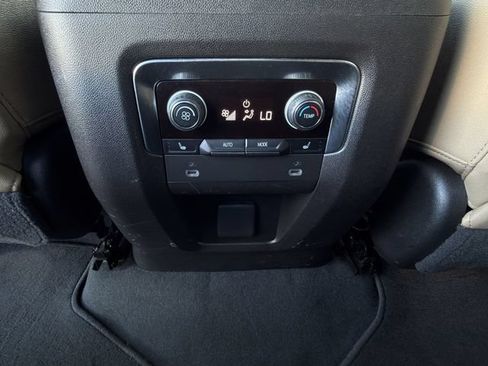Used 2021 Chevrolet Tahoe Premier w/ Texas Edition AWD/4WD image 34