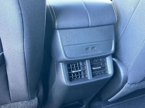 Used 2025 GMC Terrain Elevation w/ Technology Package II image 16