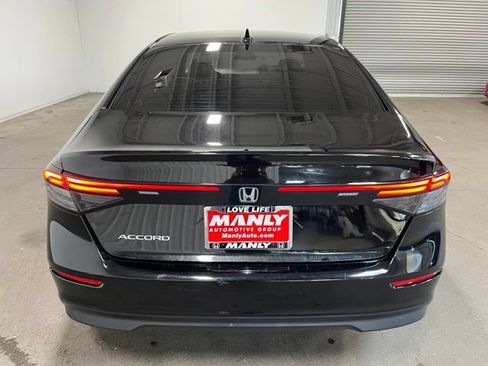 Used 2023 Honda Accord EX image 4