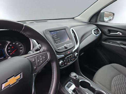 Used 2021 Chevrolet Equinox LT AWD/4WD image 14