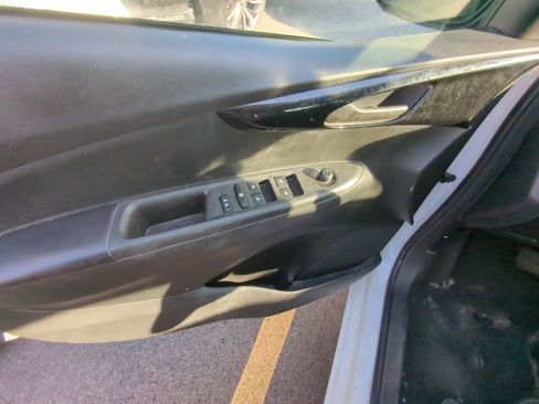 Used 2022 Chevrolet Spark LT FWD image 8