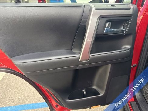 Used 2023 Toyota 4Runner SR5 image 25