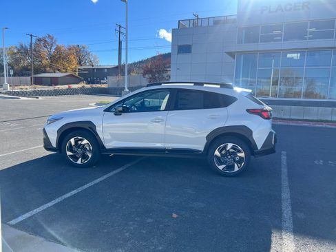 New 2025 Subaru Crosstrek 2.5i Limited image 2