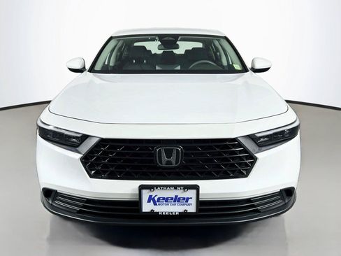 Used 2023 Honda Accord LX image 9