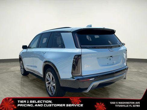 Used 2026 Cadillac Vistiq Sport w/ LPO, Floor Liner Package AWD/4WD image 7