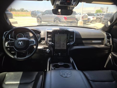 Used 2023 RAM 1500 Laramie AWD/4WD image 15