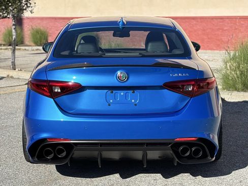 Used 2018 Alfa Romeo Giulia Quadrifoglio w/ Driver Assist Dynamic Package image 6