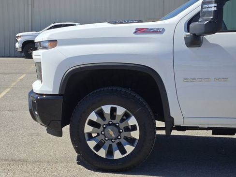 New 2026 Chevrolet Silverado 2500 Custom w/ Custom Convenience Package image 5