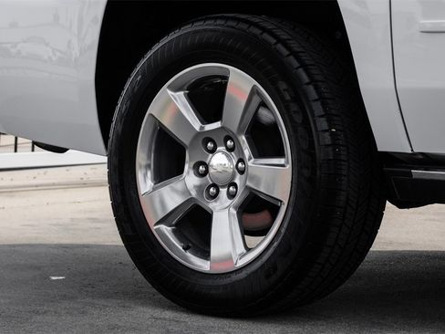 Used 2020 Chevrolet Suburban Premier w/ 6.2L Performance Package image 61