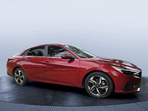 Used 2023 Hyundai Elantra Limited FWD image 1