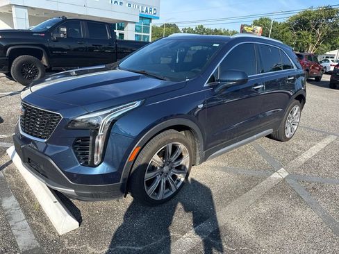 Used 2019 Cadillac XT4 Premium Luxury w/ Cold Weather Package AWD/4WD image 1