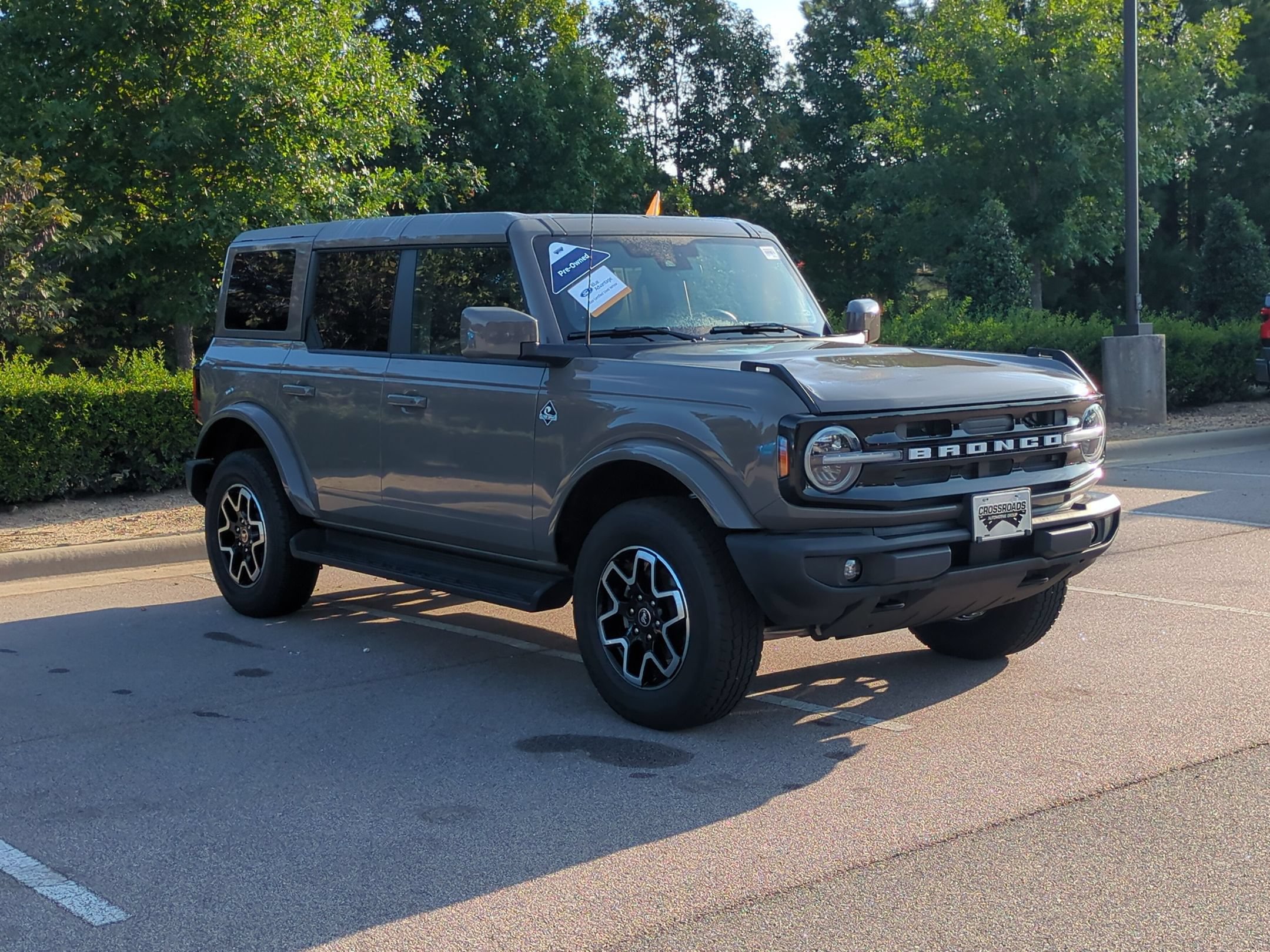 Certified 2025 Ford Bronco Outer Banks AWD/4WD image 2