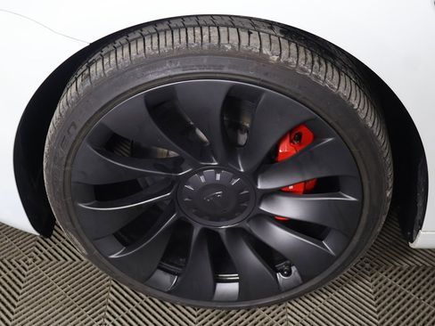 Used 2023 Tesla Model 3 Performance image 21