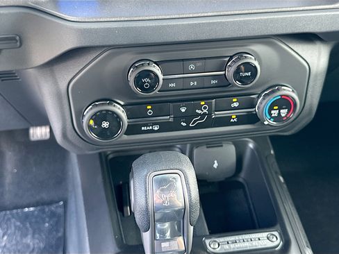 New 2026 Ford Bronco 4-Door AWD/4WD image 10