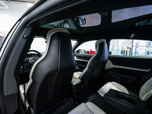 Used 2024 Porsche Taycan 4S w/ Premium Package image 47