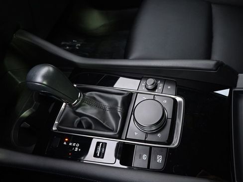 Used 2023 MAZDA MAZDA3 s image 32