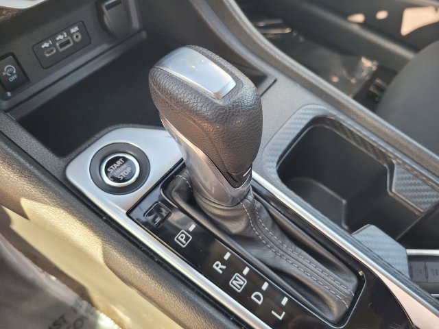Used 2024 Nissan Sentra SV FWD image 20