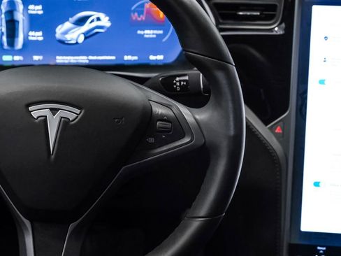 Used 2018 Tesla Model S 75D image 24