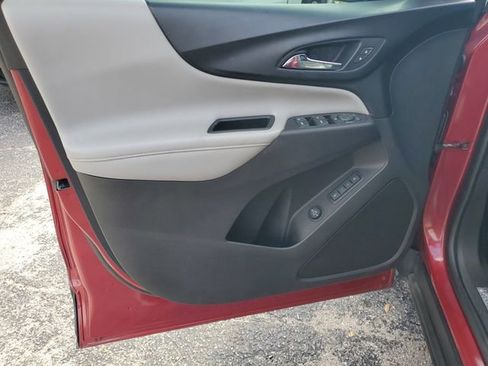 Used 2018 Chevrolet Equinox Premier AWD/4WD image 8