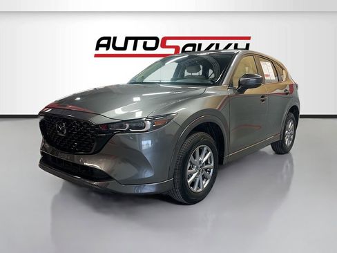 Used 2025 MAZDA CX-5 AWD 2.5 S w/ Preferred Package image 3