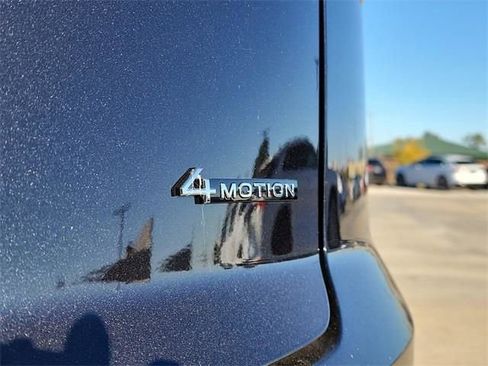 New 2026 Volkswagen Atlas Cross Sport SE image 4