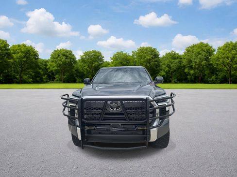 Used 2024 Toyota Tundra Limited AWD/4WD image 7
