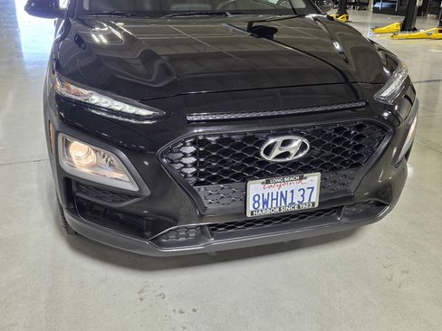 Certified 2021 Hyundai Kona SEL w/ Cargo Package image 9