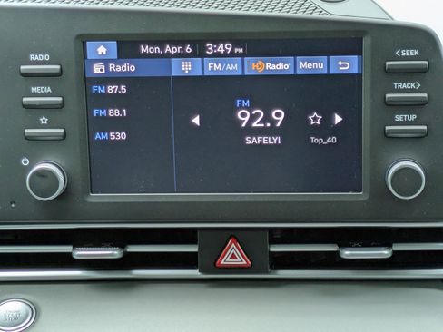 New 2026 Hyundai Elantra SEL Sport Premium FWD image 18