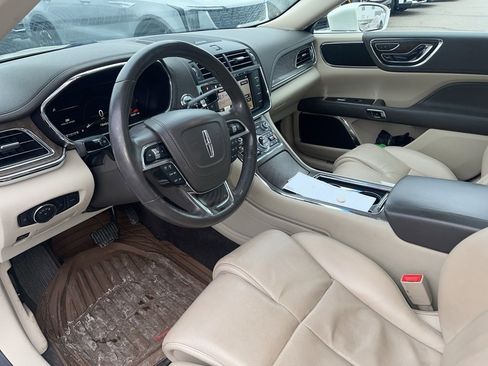 Used 2017 Lincoln Continental Reserve w/ Climate Package image 7