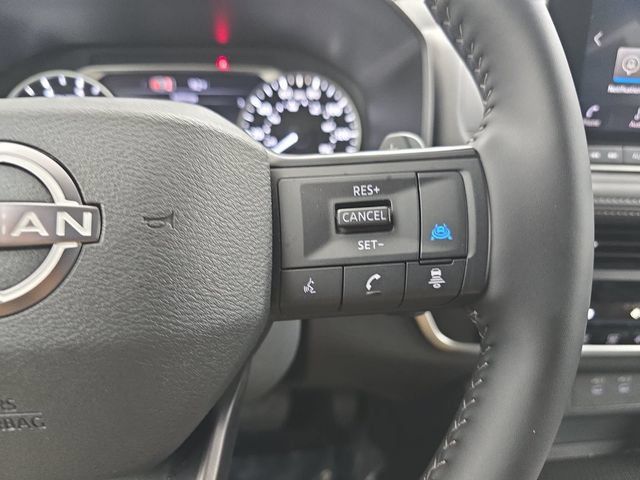 Used 2026 Nissan Rogue SV FWD image 18