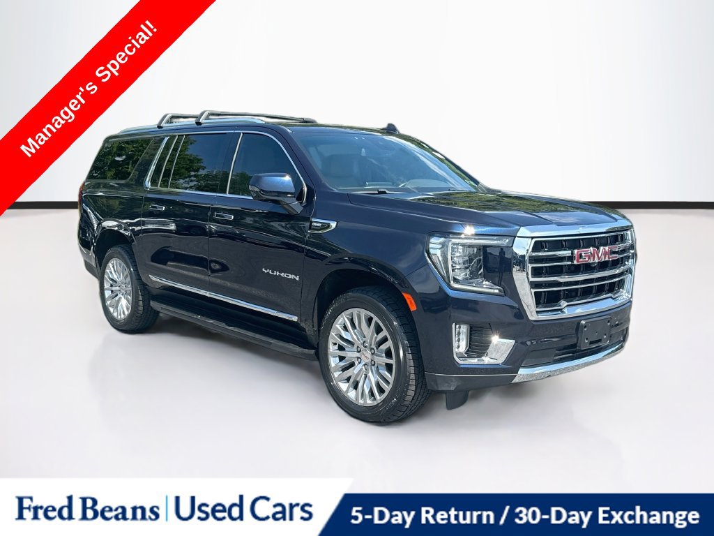 Used 2024 GMC Yukon XL SLT w/ SLT Premium Package AWD/4WD image 1